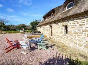 Holiday Home la chaumière de Quélarn by Interhome